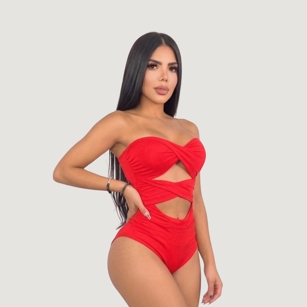 Body sin tirantes con corte en la cintura